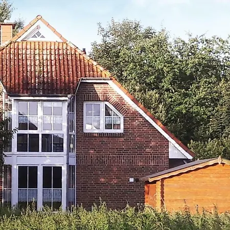 Cozy In Wurster Nordseekueste With Kitchen *